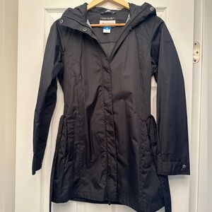 Columbia Women’s Black Hooded Rain Jacket